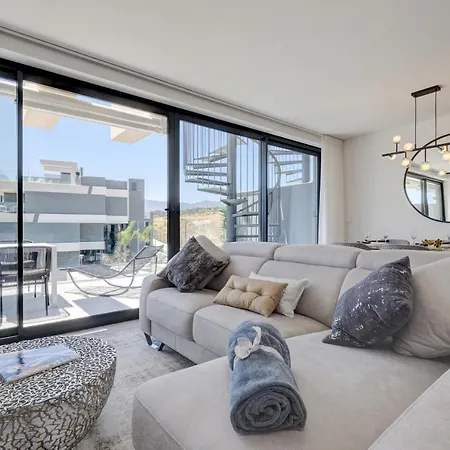 The Golden Oasis Penthouse Apartment *