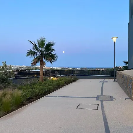 The Golden Oasis Penthouse * Estepona