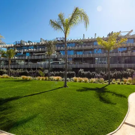 The Golden Oasis Penthouse * Estepona
